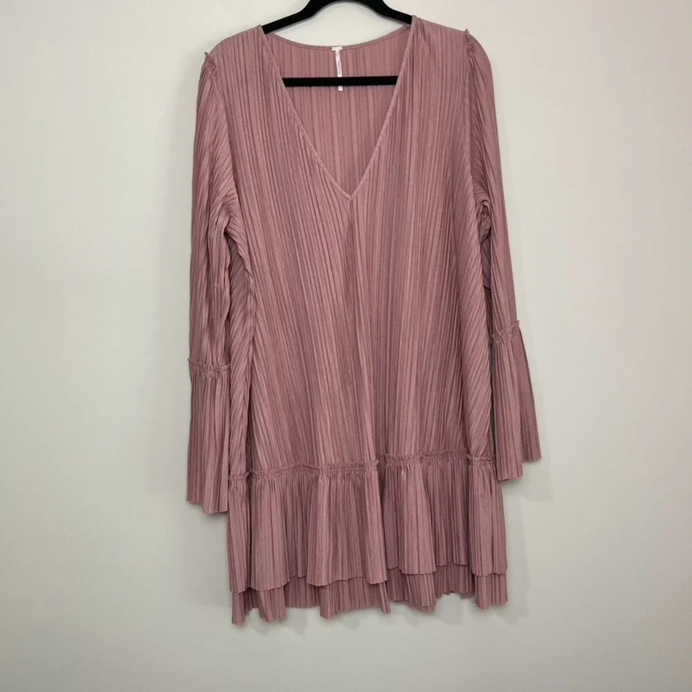 Free People effortlessly feminine
